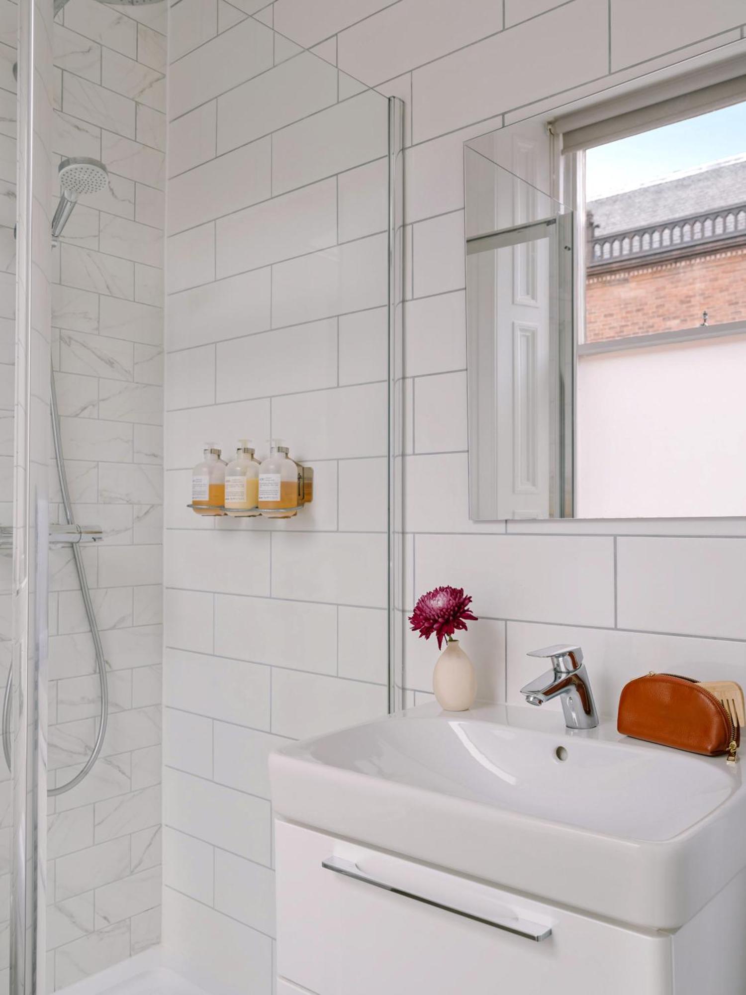 Sonder Royal Garden Apartments EDI Kamer foto