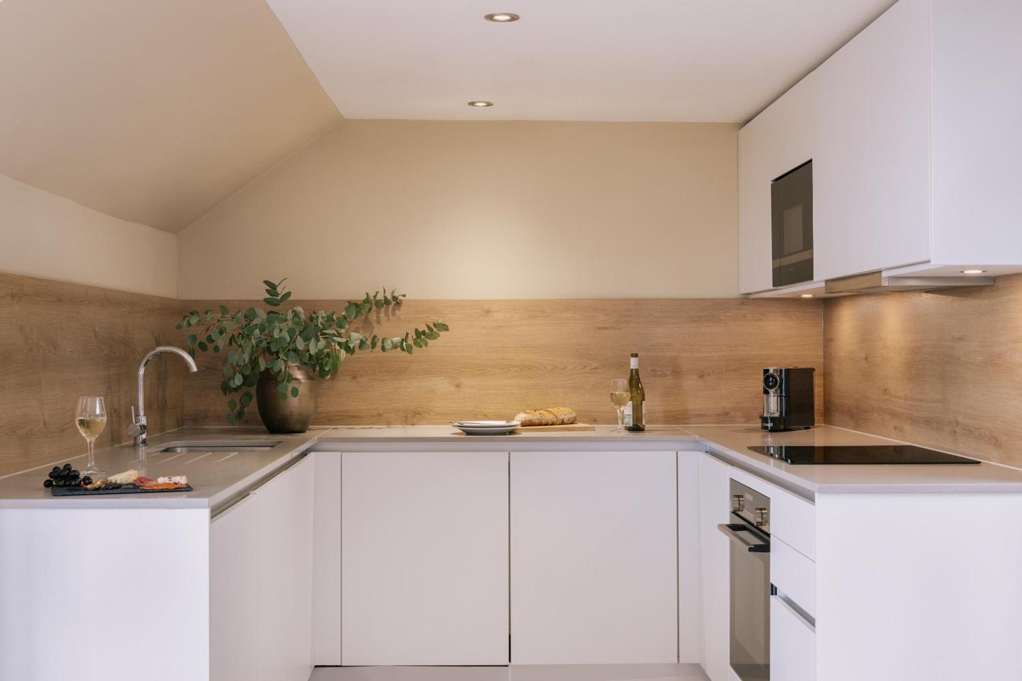 Sonder Royal Garden Apartments EDI Kamer foto
