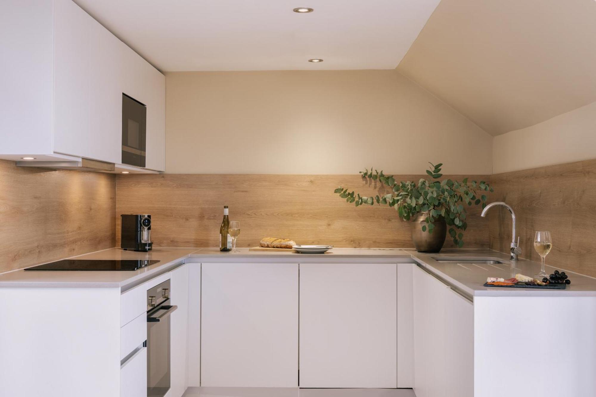 Sonder Royal Garden Apartments EDI Kamer foto